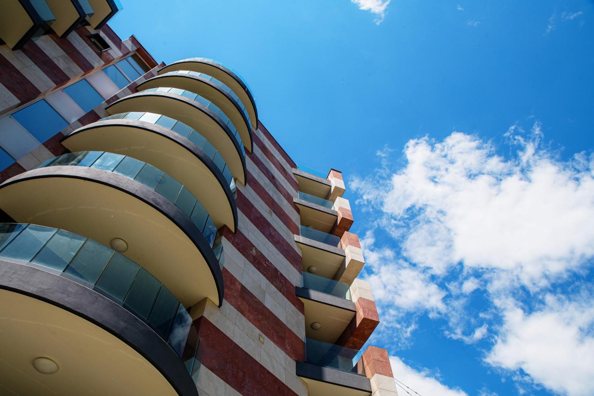 Roggia Apartments By Quokka 360 - Central Flats With Parking Space Lugano Exterior foto